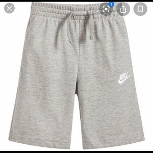 boys grey nike shorts!
